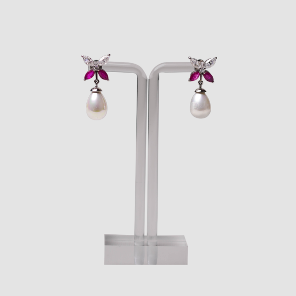 Pearly Earrings of kings - Image 2
